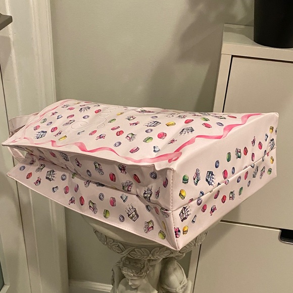 Laduree Paris Pink Printed Tote Bag with Macaron Motif - Picture 4 of 11